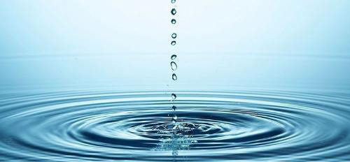 家用净水器宣传图